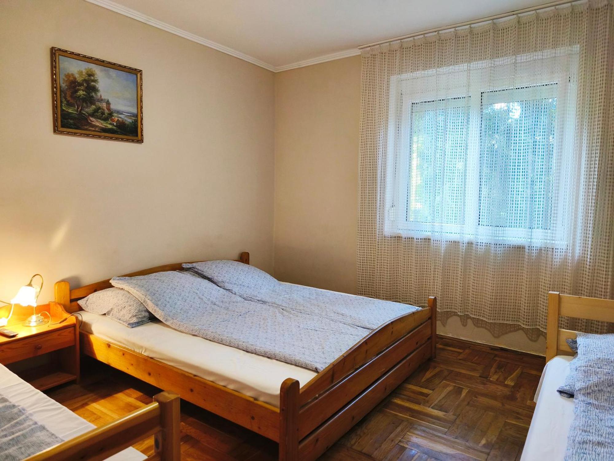 Lavender Apartment *
